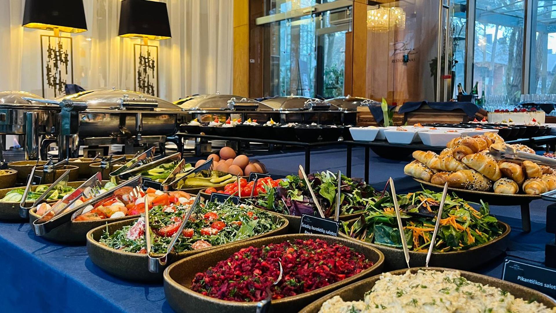 Palanga Life Balance Spa Hotel Extérieur photo A buffet