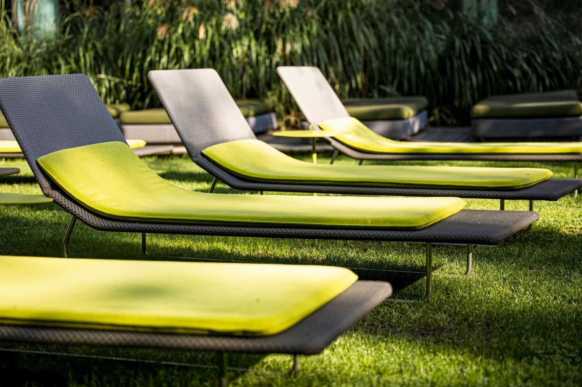 Palanga Life Balance Spa Hotel Extérieur photo Chaise longue