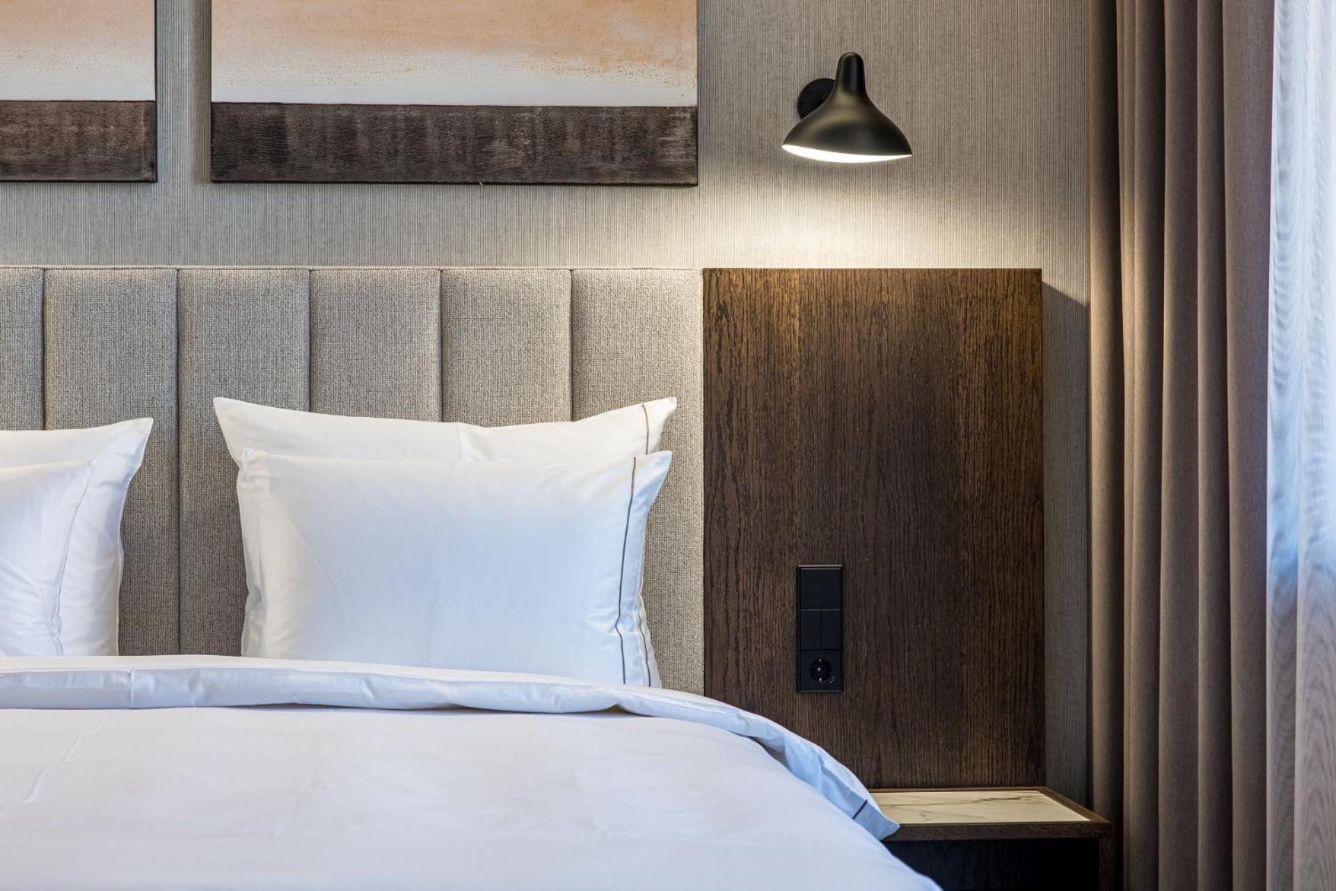 Palanga Life Balance Spa Hotel Chambre photo A wall-mounted light